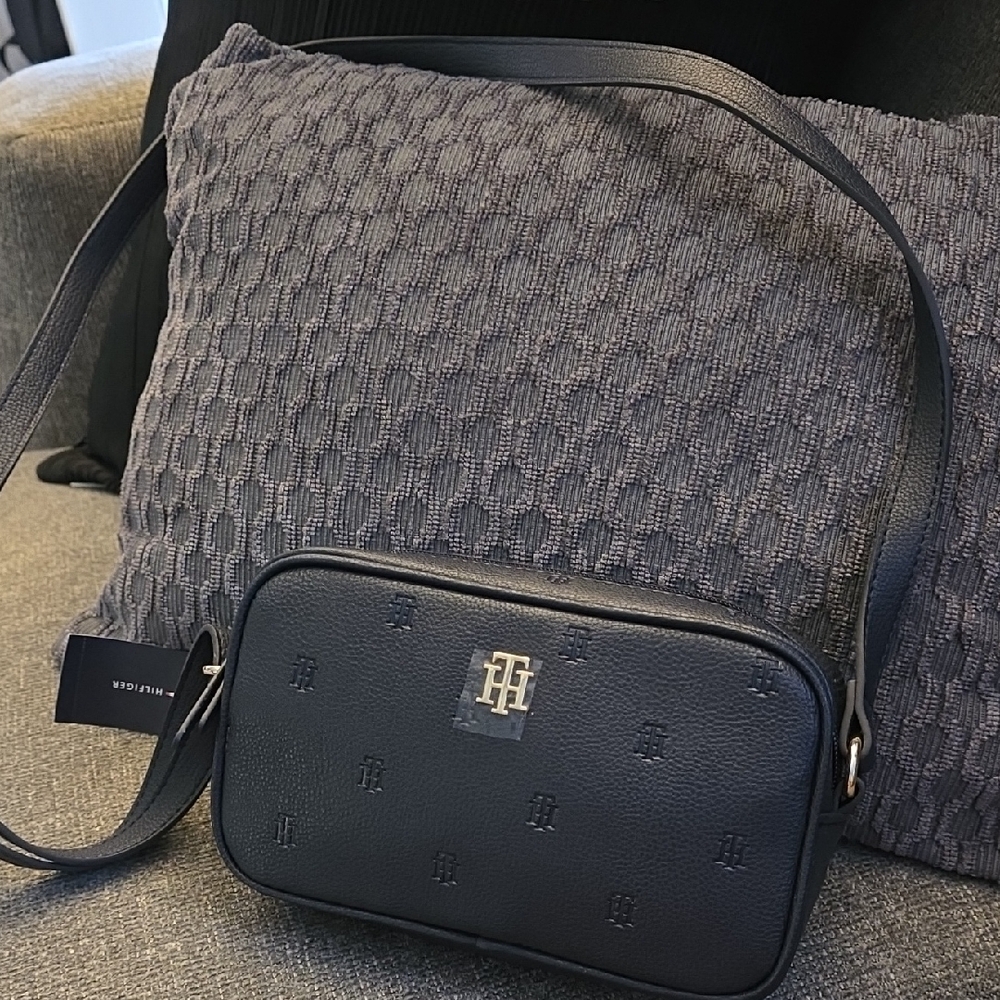 Tommy Hilfiger Black Crossbody Bag